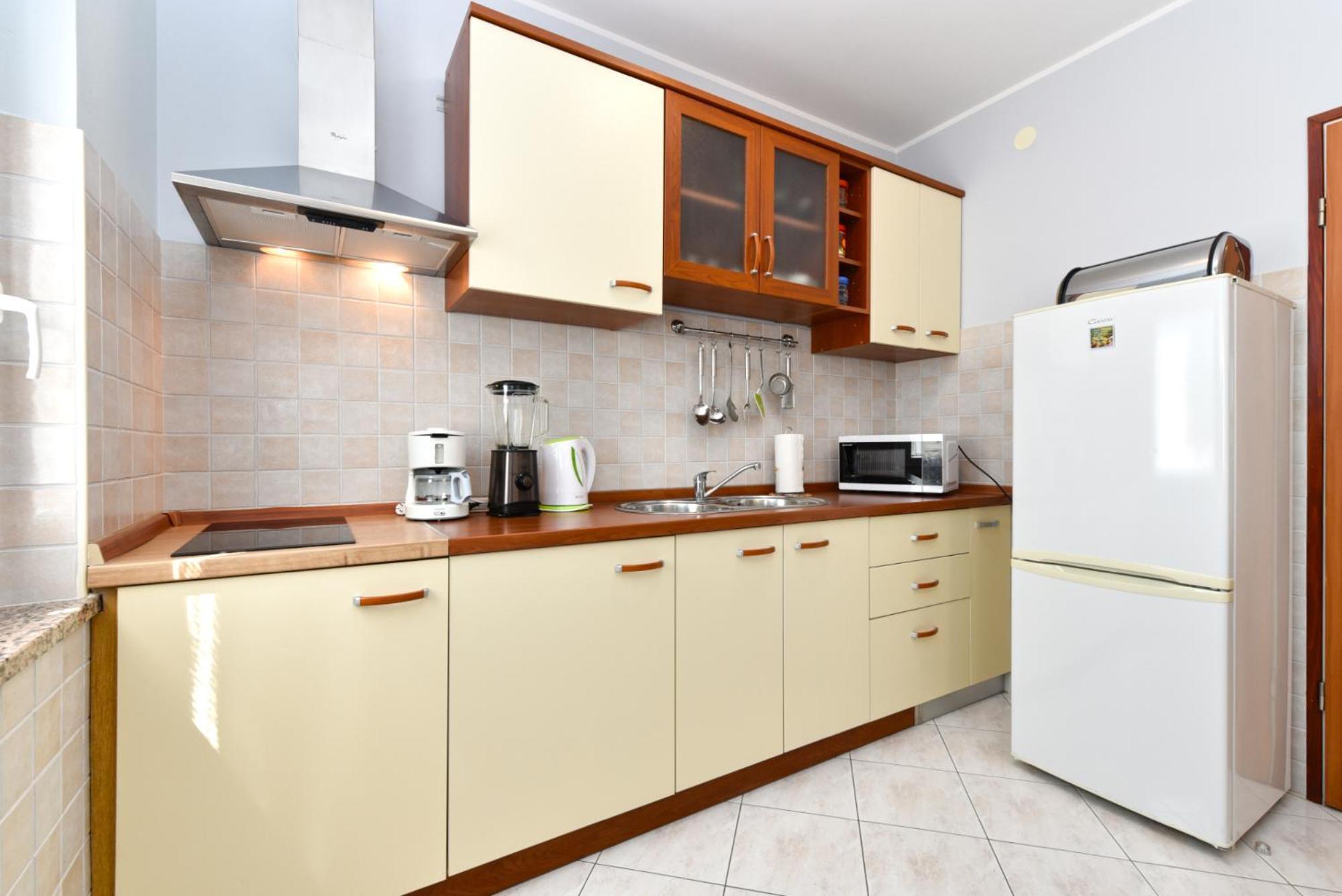 Apartments Nevina 1230 Пула Екстериор снимка