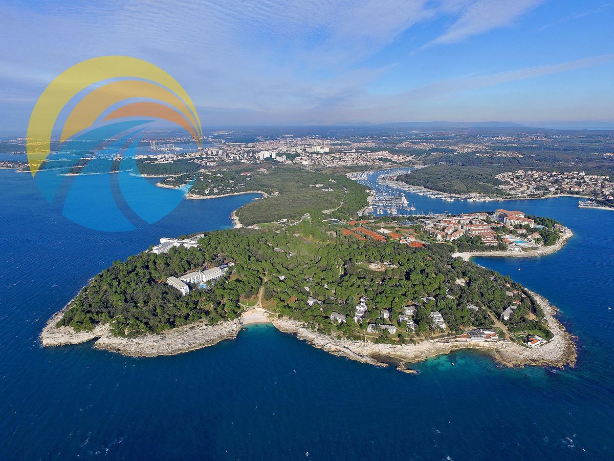 Apartments Nevina 1230 Пула Екстериор снимка